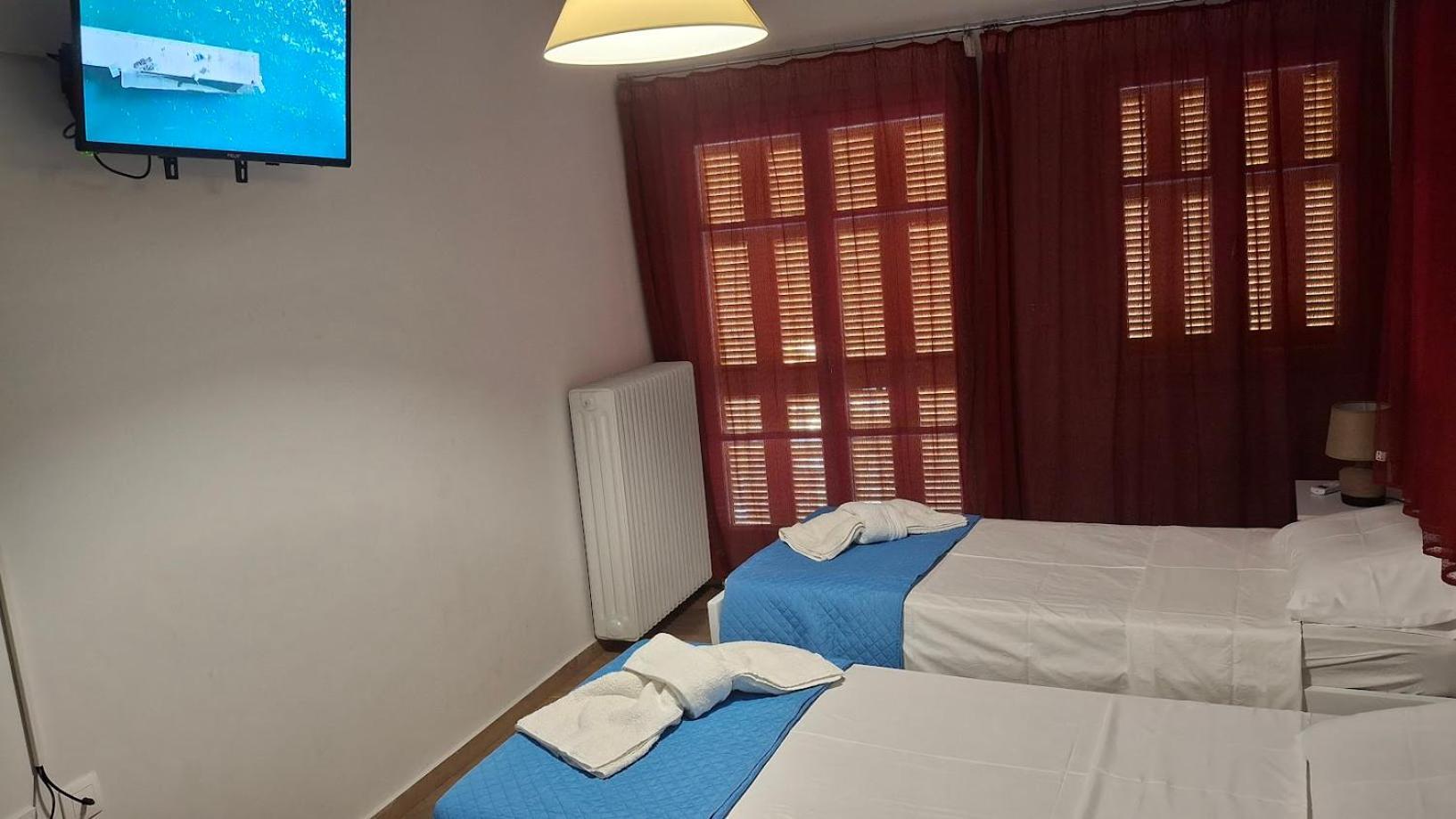 Nafpaktos Apartment And Studios In Port Exterior photo